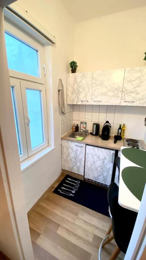 Amazonian Jungle Apartment In Vienna Esterno foto